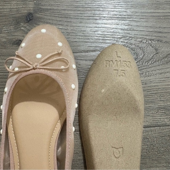 OFF 34th Friyaa Mesh Ballet Pearl Studded Beige Pink Sz 7.5 Classic - Picture 9 of 9